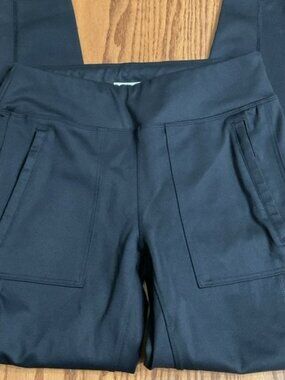 Ridge cut Women's Black nylon joggers size small